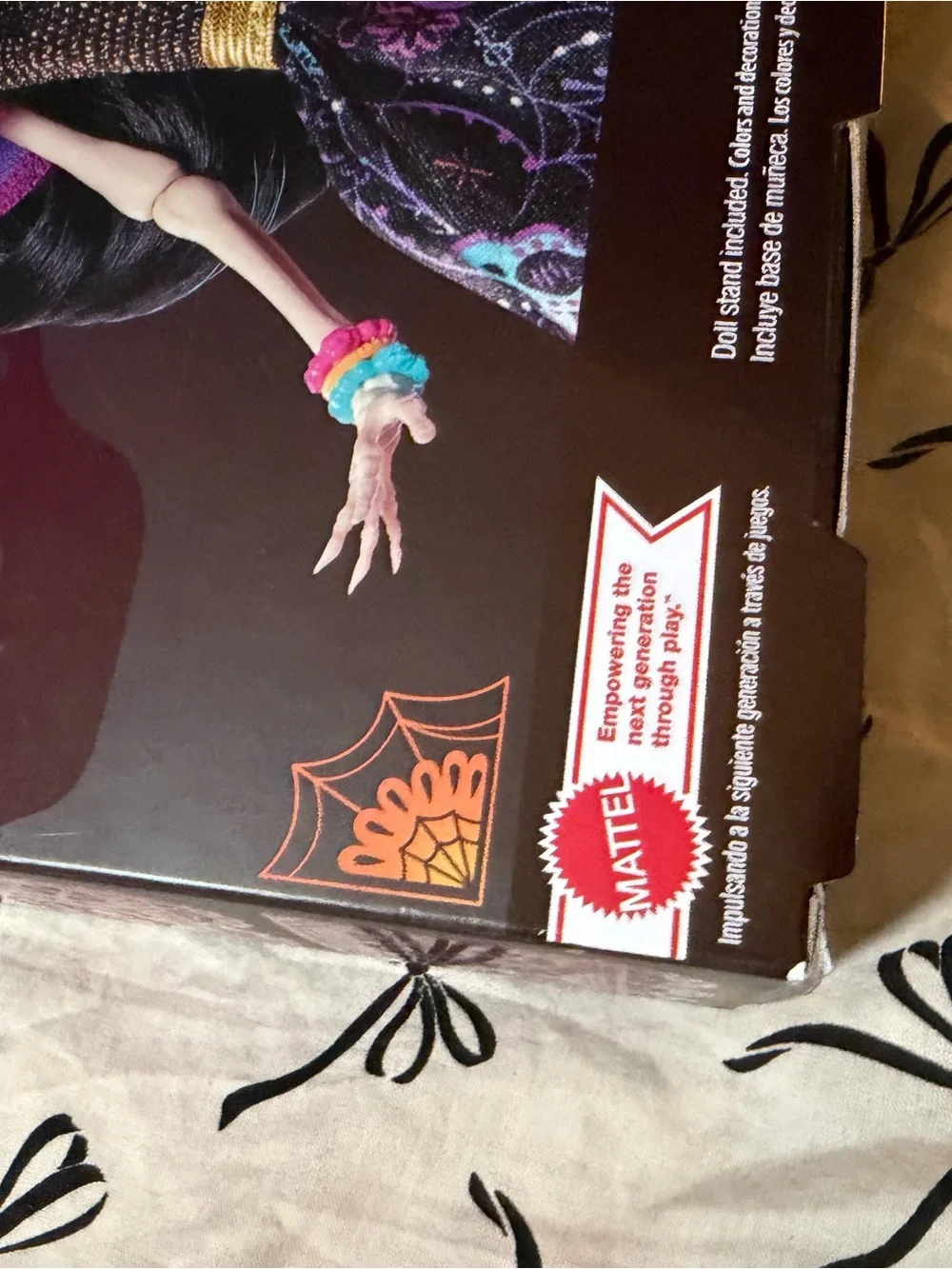 Monster High Skelita Calaveras Doll - Howliday - Picture 4 of 6